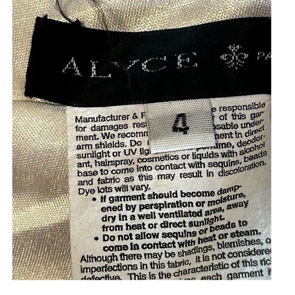 White Dress - Picture 9 of 9